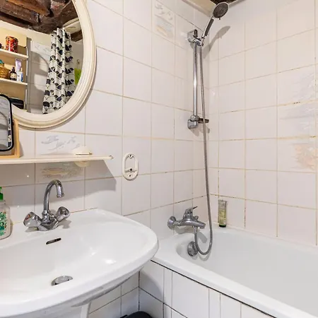 Guestready - Chic Haven Near Notre-dame شقة