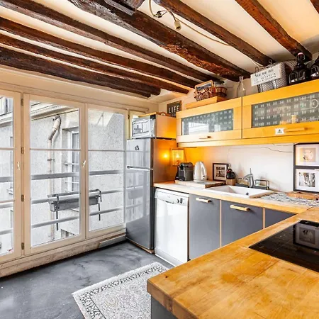 Guestready - Chic Haven Near Notre-dame شقة باريس