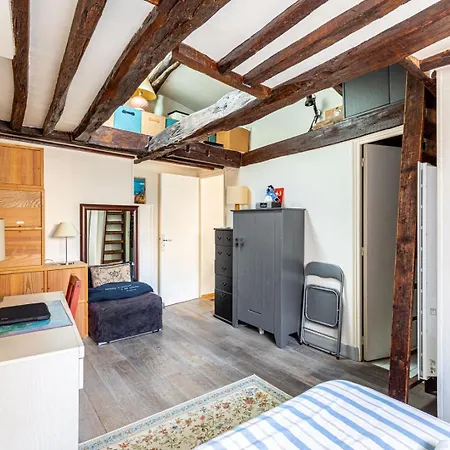 Guestready - Chic Haven Near Notre-dame شقة